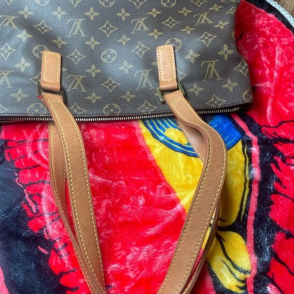 Authentic LOUIS VUITTOn cabas pm - Picture 4 of 16